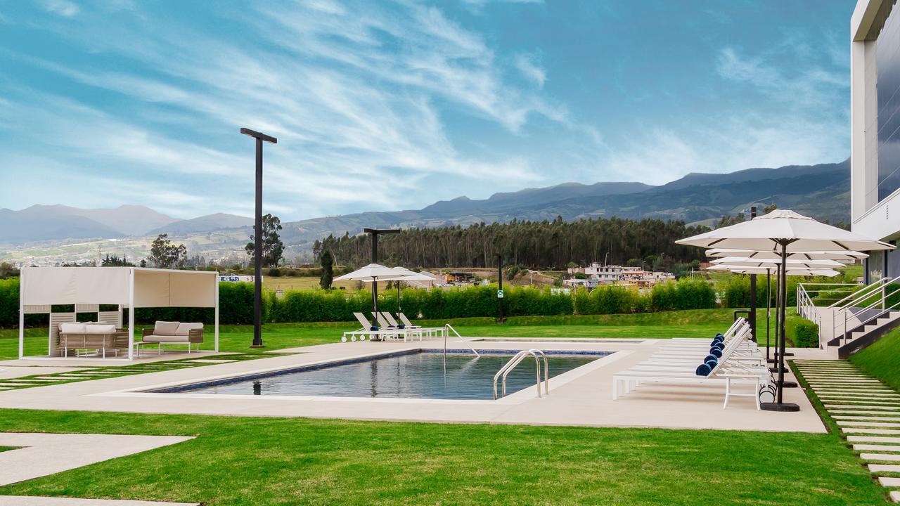 Eb Hotel By Eurobuilding Quito Airport Tababela Exterior foto